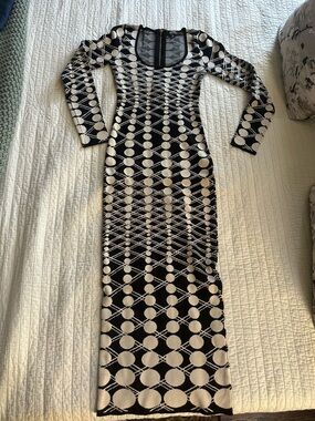 Hera Collection Black and Cream Geometric Maxi Dress